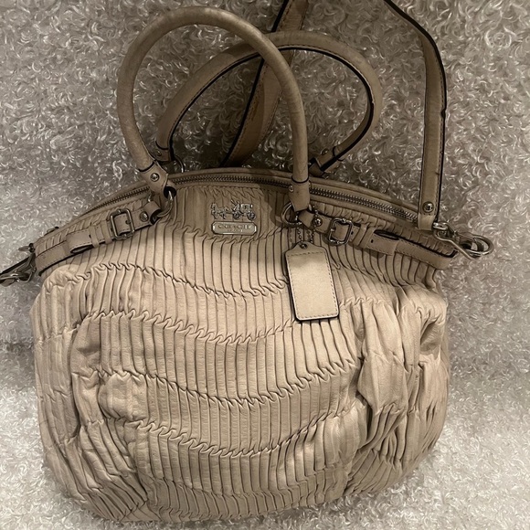Coach Madison Sophia White/Cream Leather Satchel Tote Bag Purse handbag 18643 - Picture 1 of 13